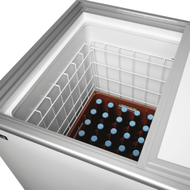 Chest cooler with sliding lids ISC302SD