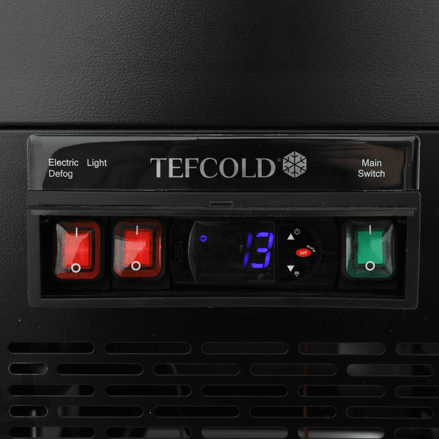 Refrigerated display counter with flat glass structure PDA3-CTF150B-1