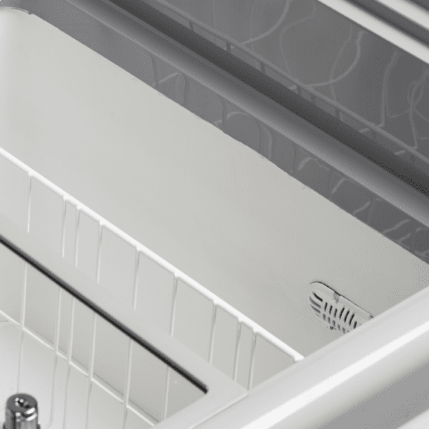 Horizontalus prekybinis šaldiklis skrynia su plokščiais stikliniais dangčiais NIC502SC