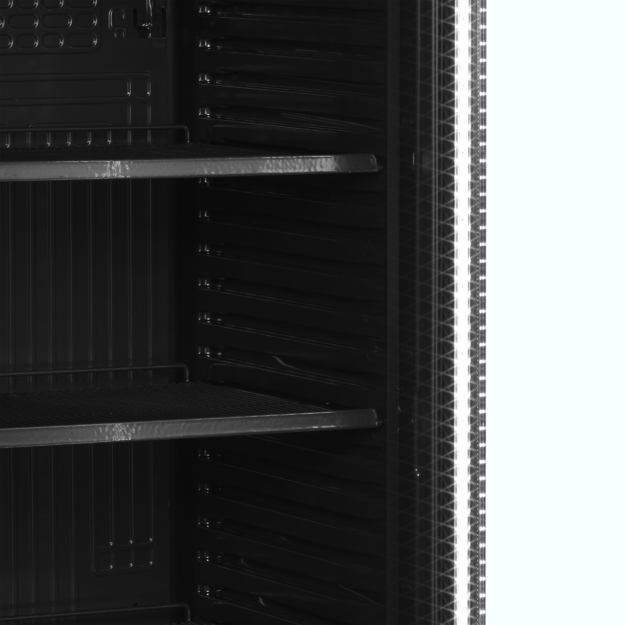 Energy-efficient bottle cooler CEV435CP BLACK