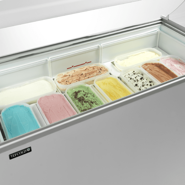 Scoop ice cream freezer - angled and with serveover IC502SCE-SO 3