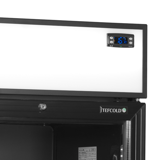 Energiją taupantis gėrimų šaldytuvas CEV435CP BLACK